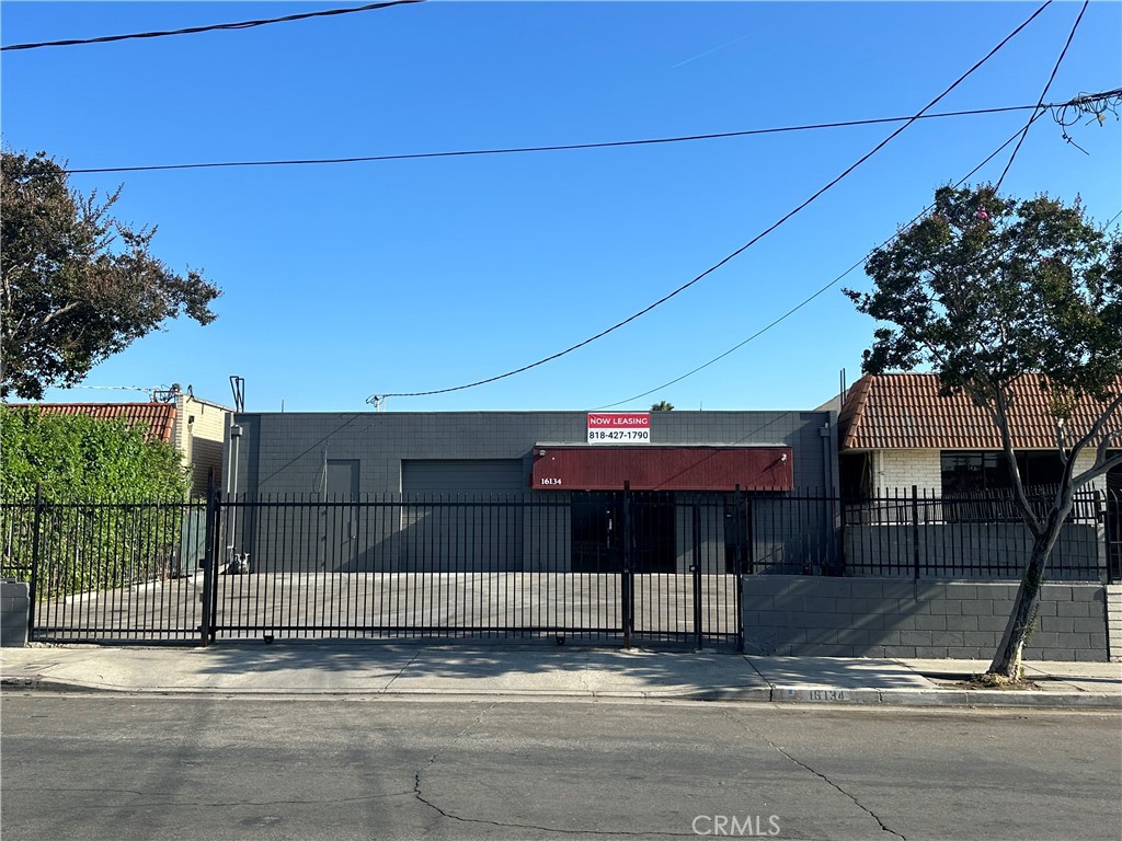 16134 Valerio Street Property Photo 4