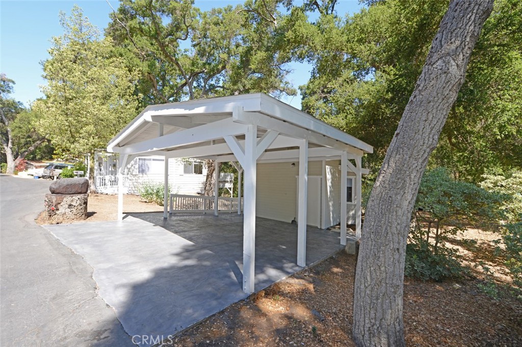 84 Sherwood Drive Property Photo 1