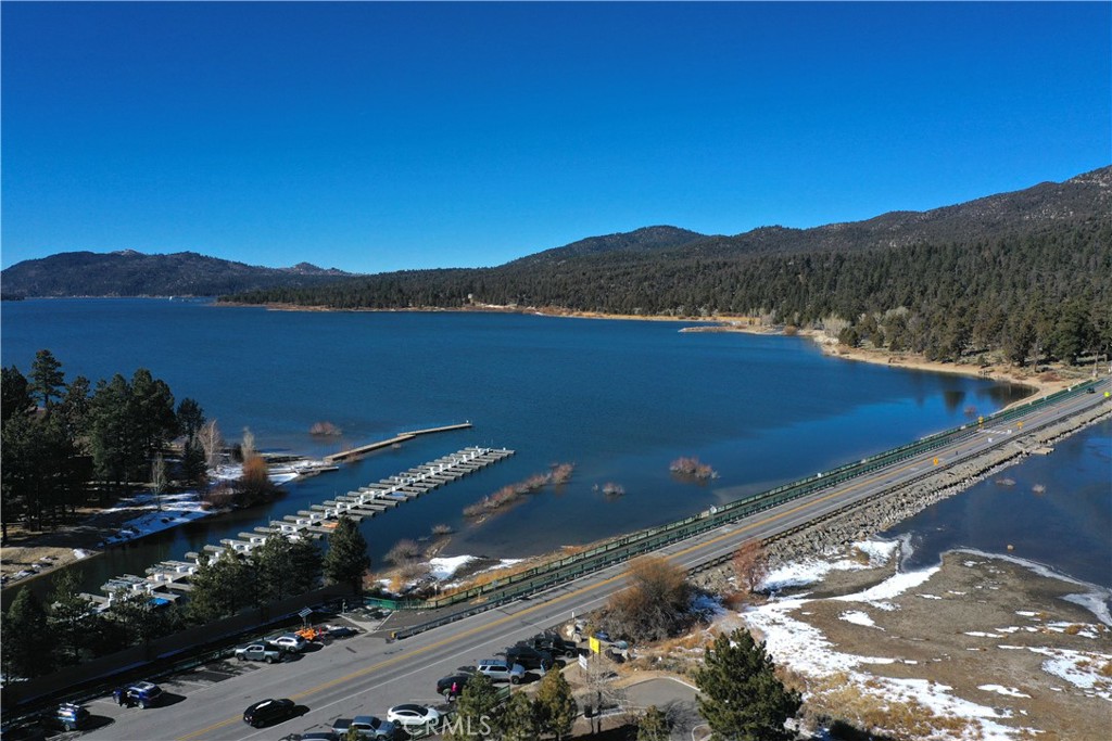 42193 Big Bear Boulevard Property Photo 5