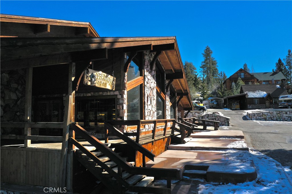42193 Big Bear Boulevard Property Photo 9