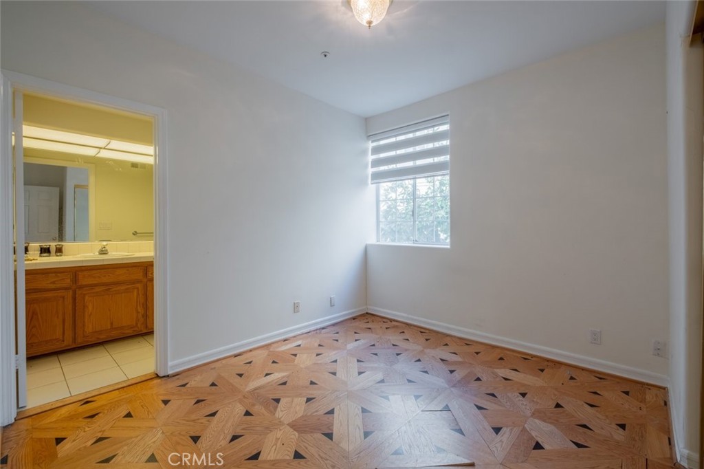12001 Shoshone Avenue Property Photo 9