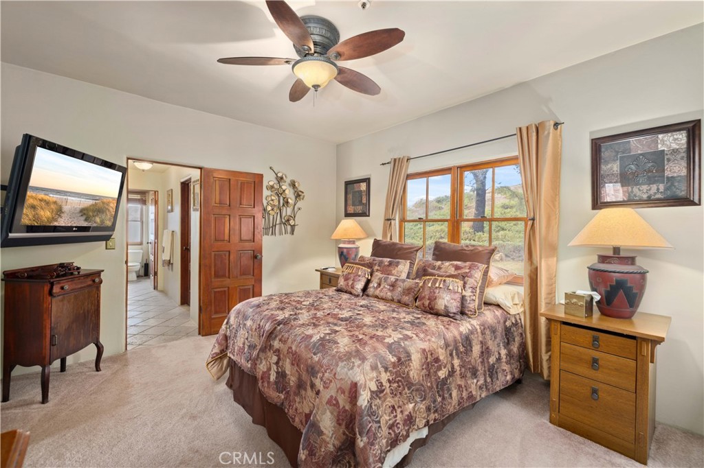 8420 Waters Road Property Photo 45