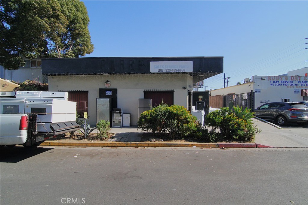 1108 N Kenmore Avenue Property Photo 7