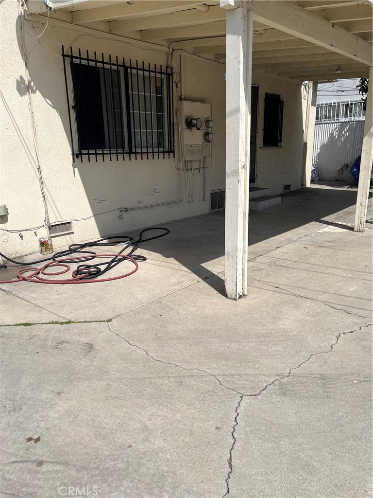 1108 N Kenmore Avenue Property Photo 19