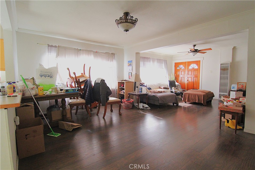1108 N Kenmore Avenue Property Photo 28