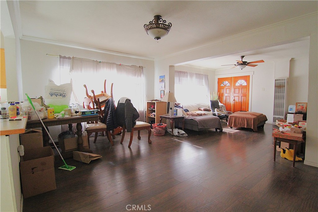 1108 N Kenmore Avenue Property Photo 28