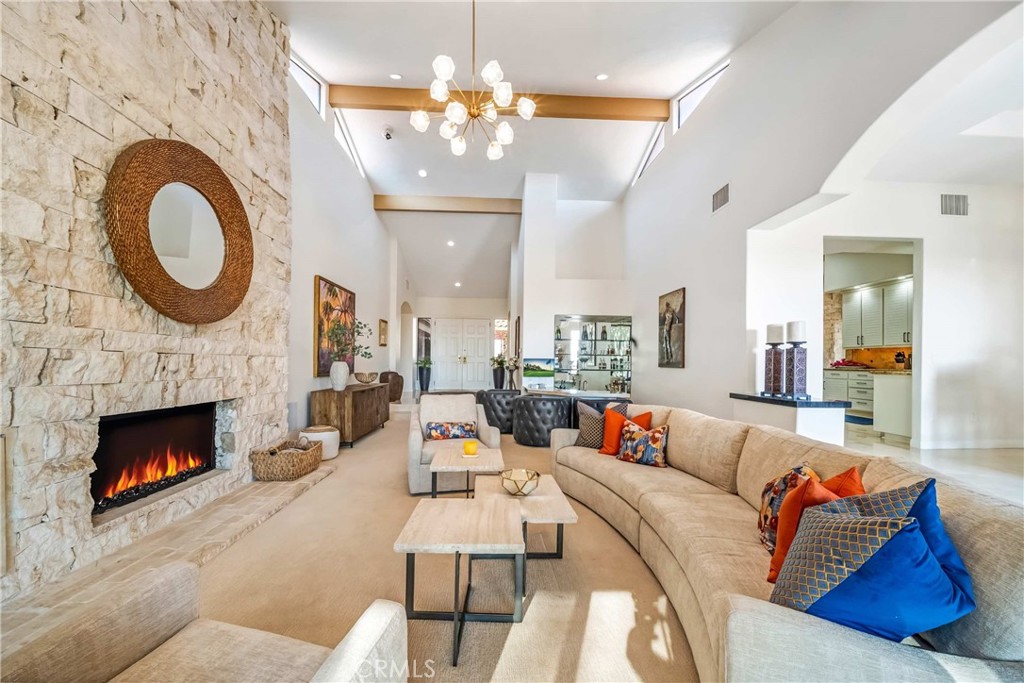 55840 Pebble Property Photo 3