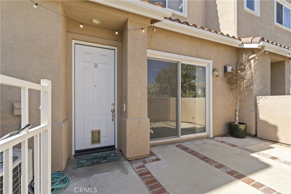 25708 Holiday Circle B Property Photo 3