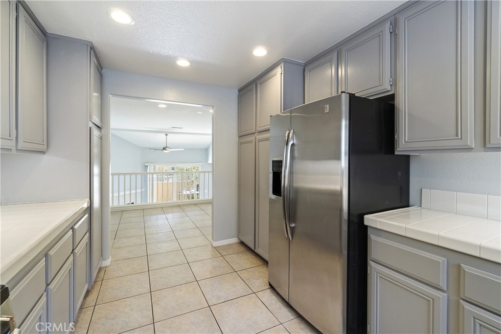 25708 Holiday Circle B Property Photo 13