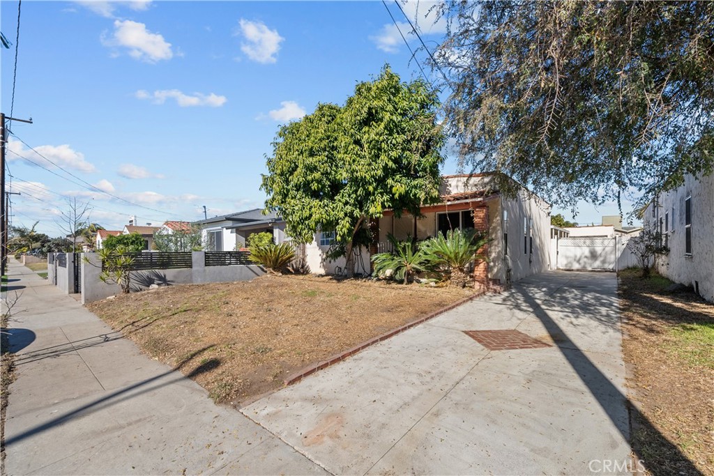 619 Elm Avenue Property Photo 2