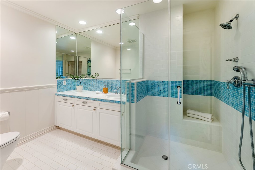 15530 Valley Vista Boulevard Property Photo 36
