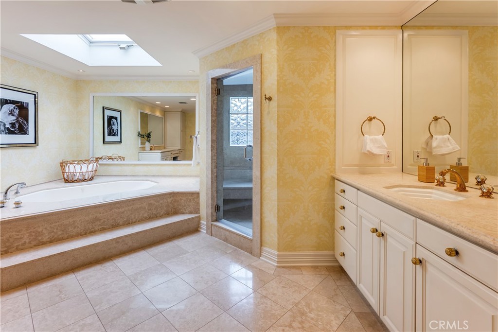 15530 Valley Vista Boulevard Property Photo 54