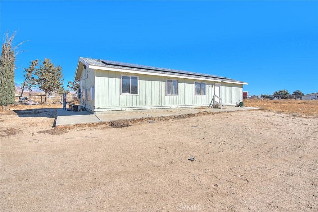 25253 Malmo Street Property Photo 3