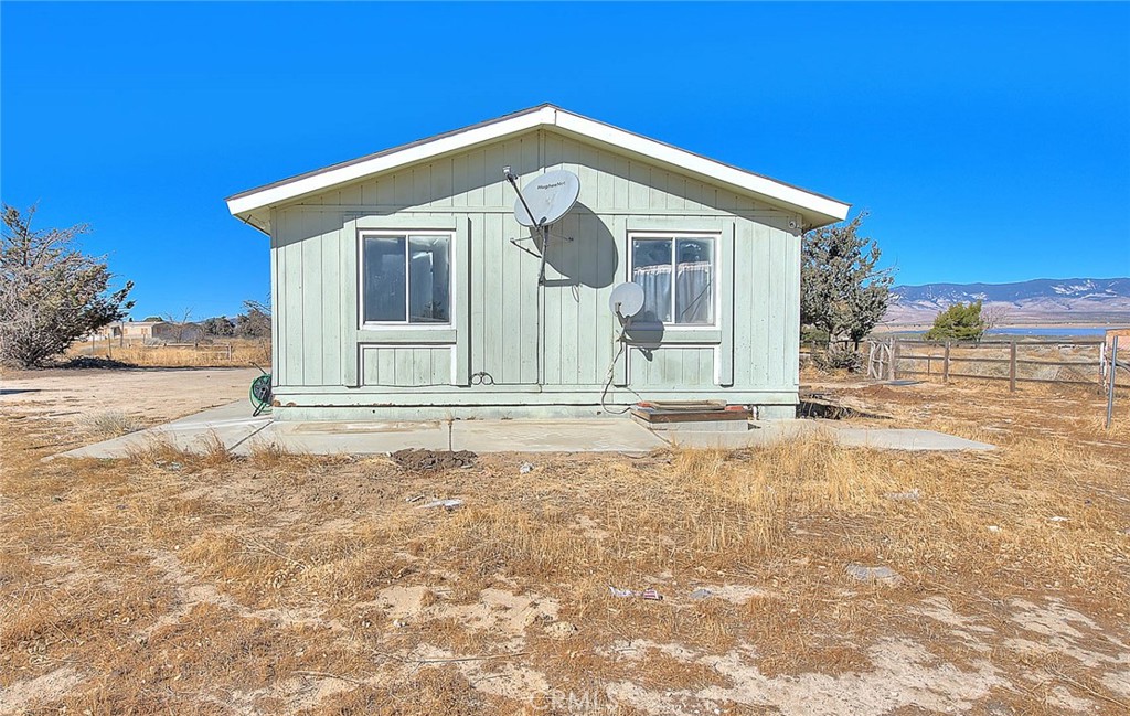 25253 Malmo Street Property Photo 5