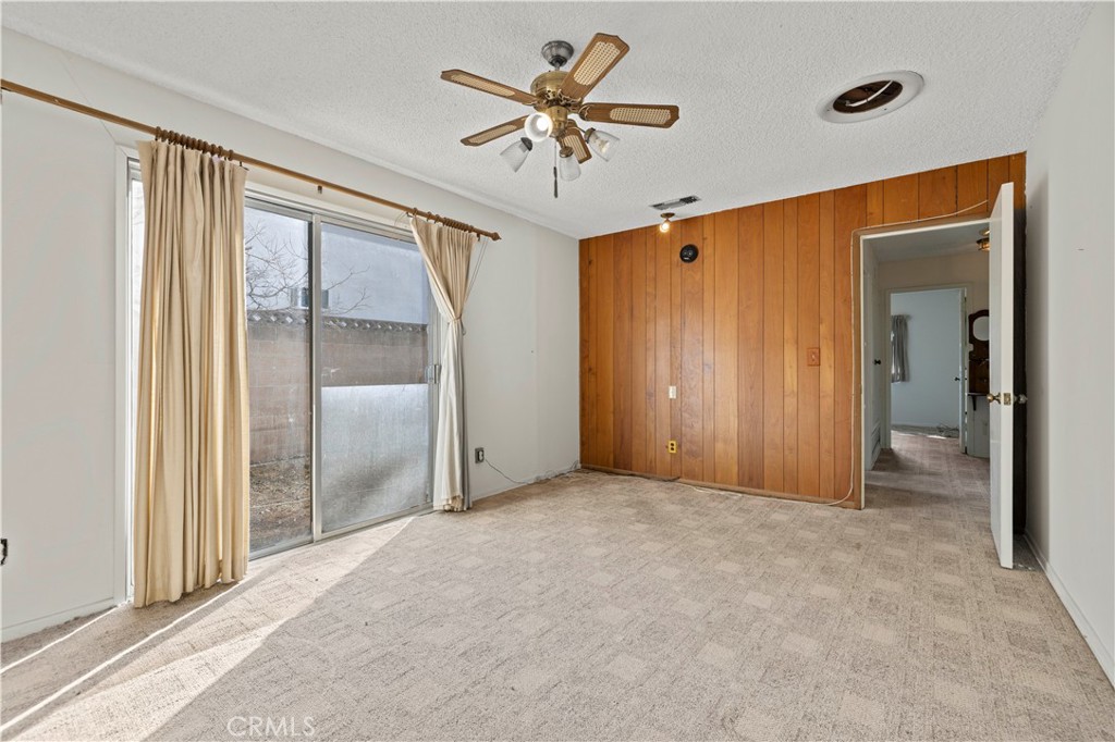 18371 Lahey Street Property Photo 10