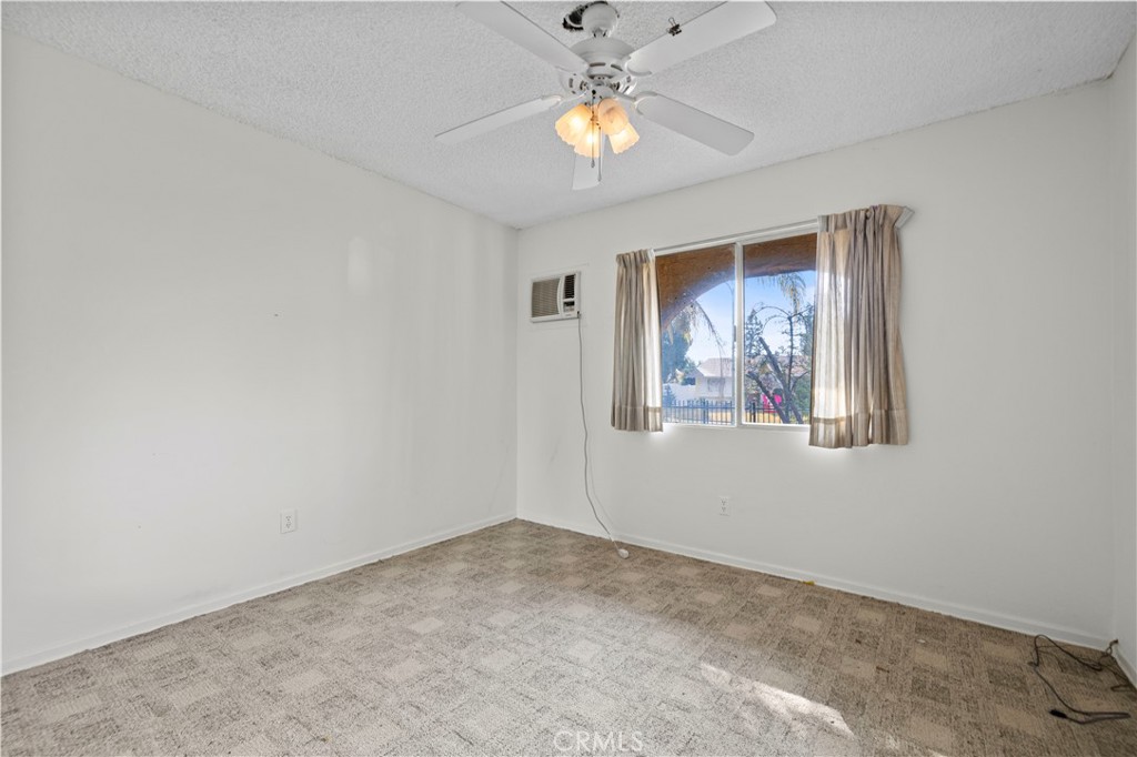 18371 Lahey Street Property Photo 12