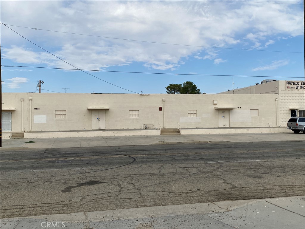 44820 Yucca Avenue Property Photo 12