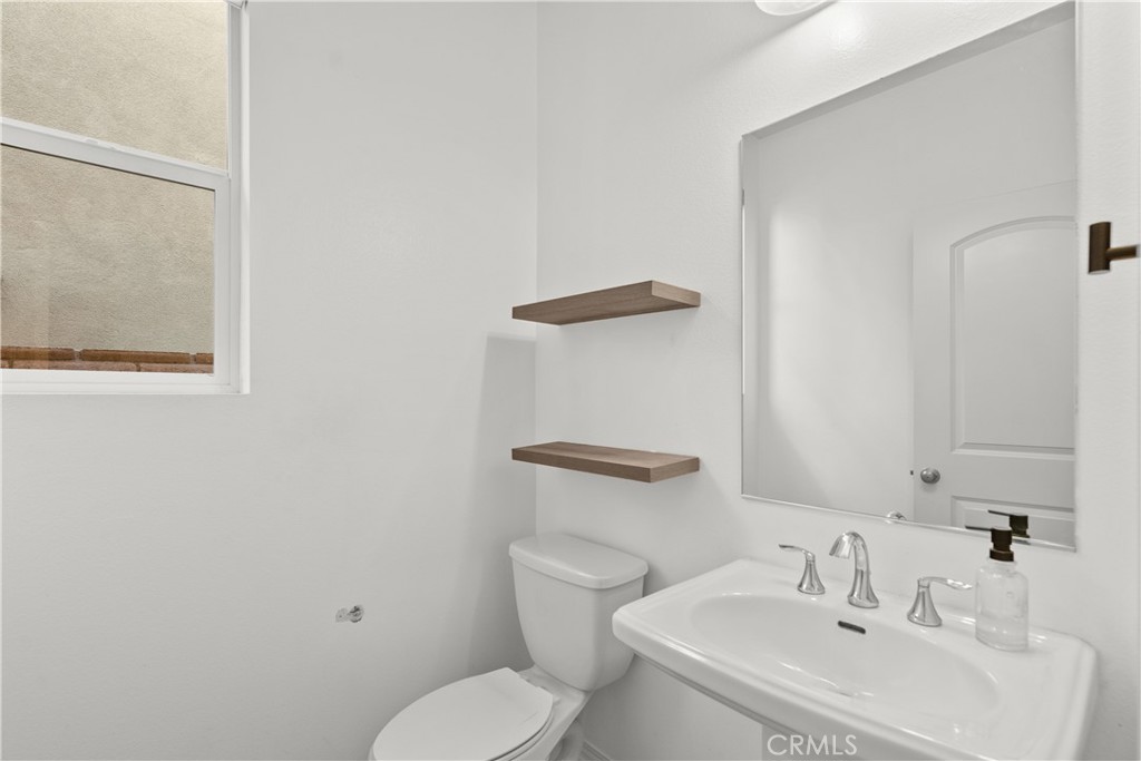 27287 Ardella Place Property Photo 20