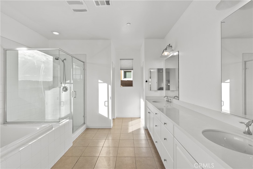 27287 Ardella Place Property Photo 29