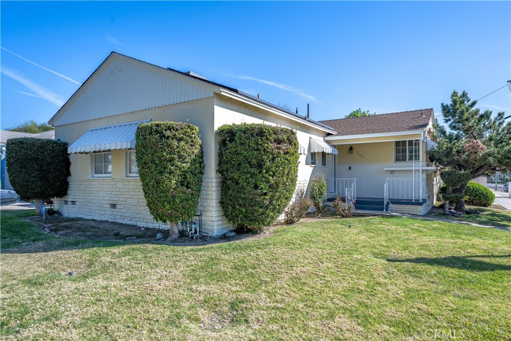 17654 Welby Way Property Photo
