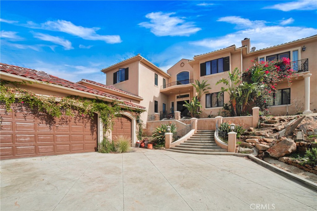 68 Ranchero Road Property Photo