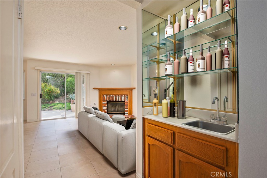12050 Falcon Crest Way Property Photo 9