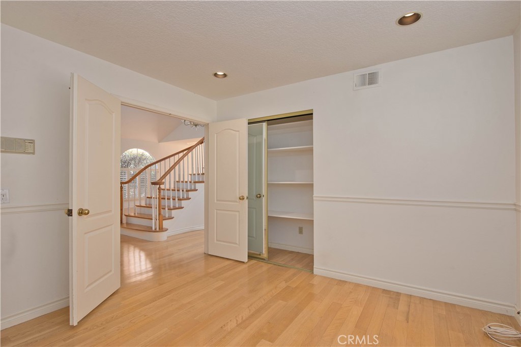 12050 Falcon Crest Way Property Photo 13