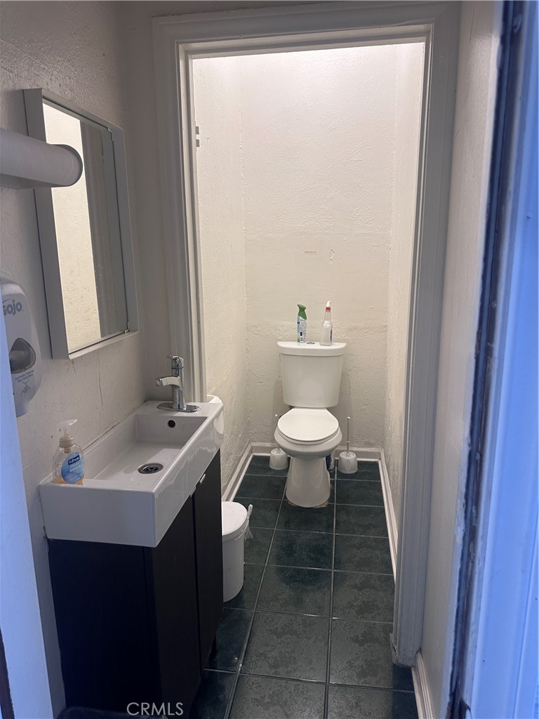 6700 Van Nuys Boulevard Property Photo 6