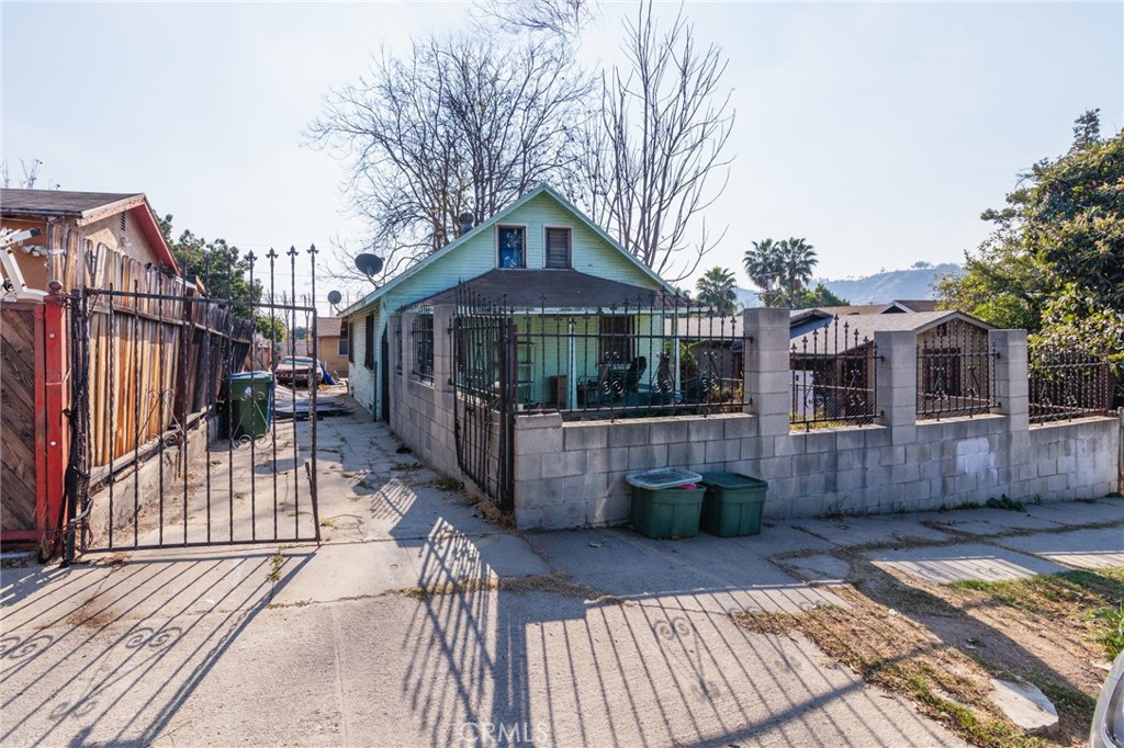 2908 Future Street Property Photo 2