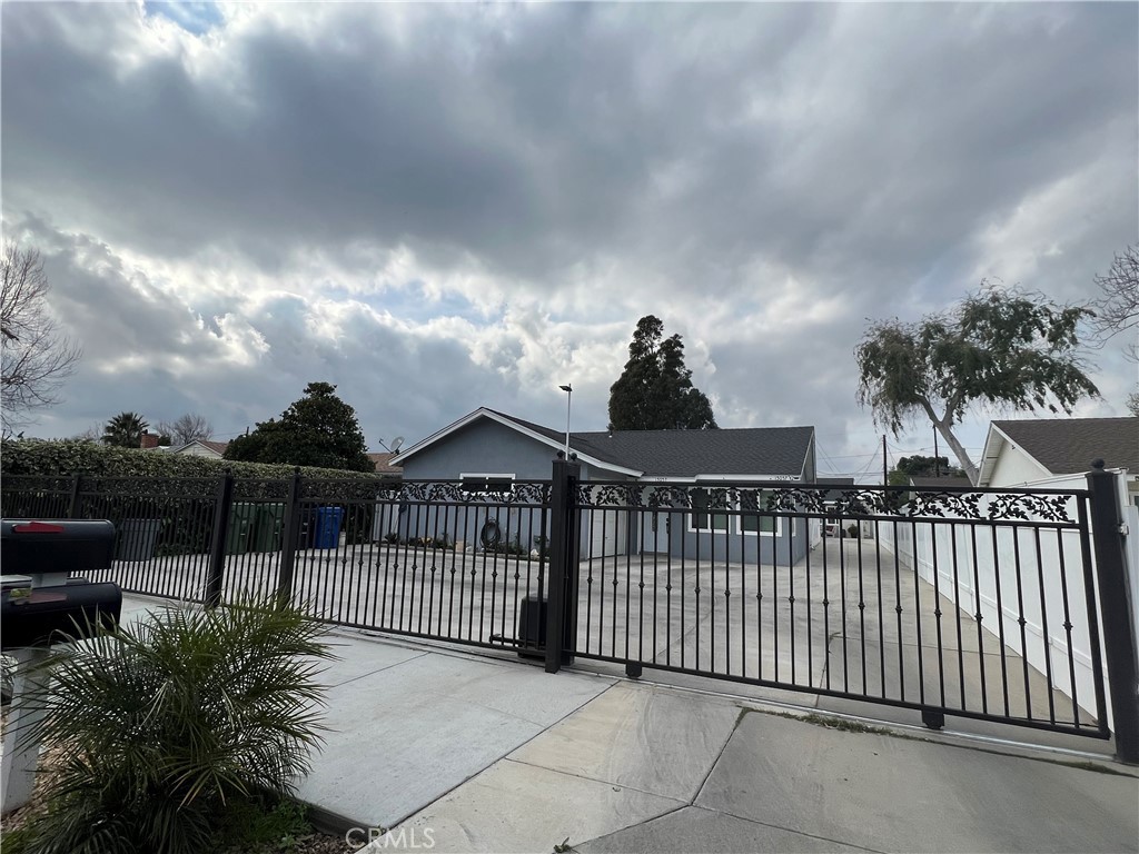 15057 Paddock Street Property Photo 1