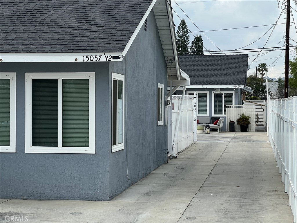 15057 Paddock Street Property Photo 4