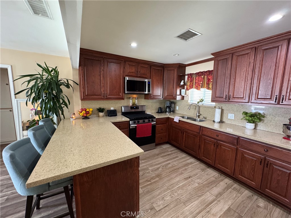 15057 Paddock Street Property Photo 11