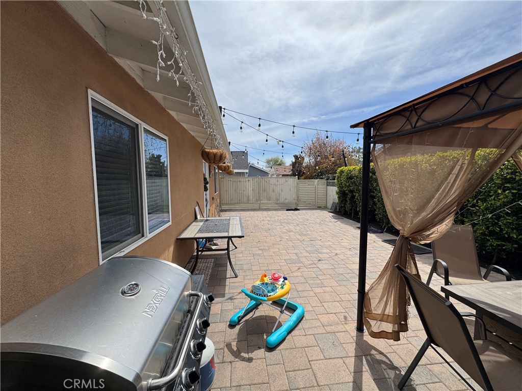 15057 Paddock Street Property Photo 17