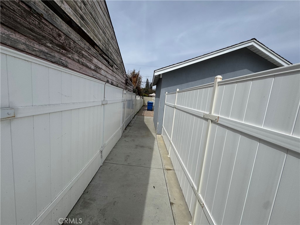 15057 Paddock Street Property Photo 25