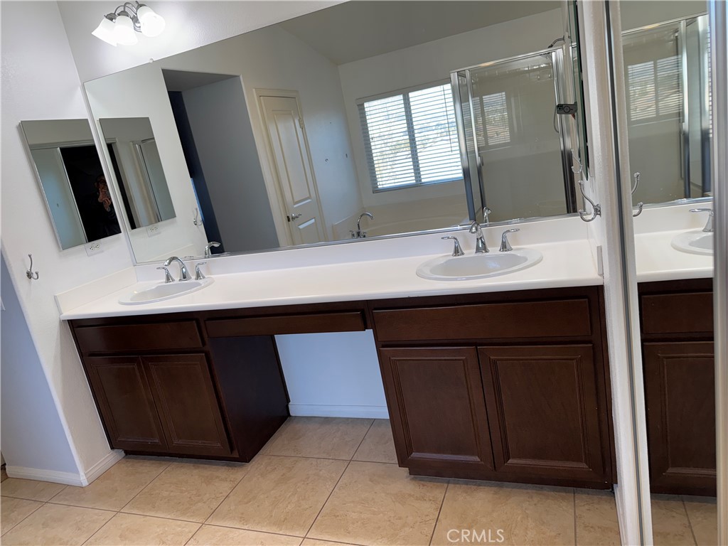1368 Aztec Court Property Photo 24