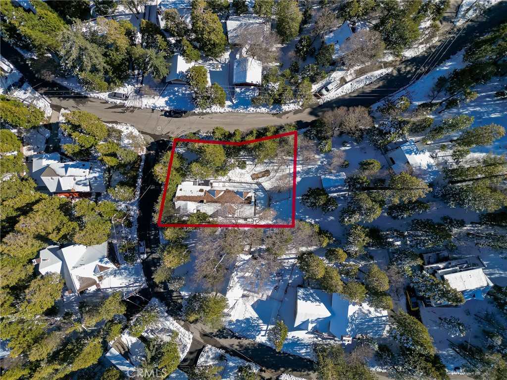 497 Pyramid Drive Property Photo 3