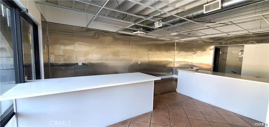 3169 -71 Cahuenga Boulevard Property Photo 7