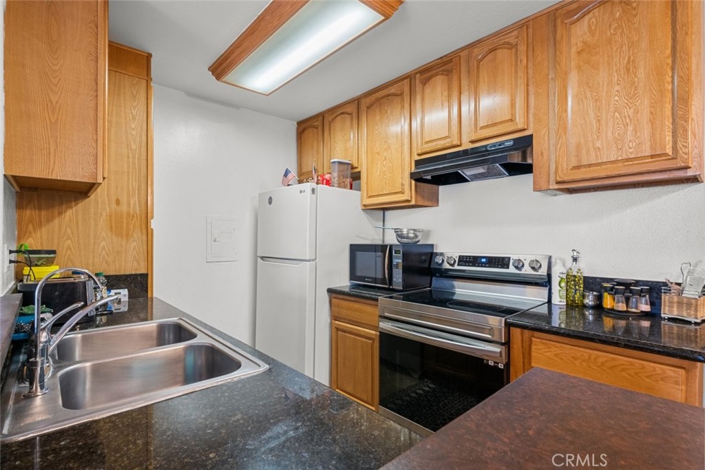 23515 Lyons Avenue 210 Property Photo 5