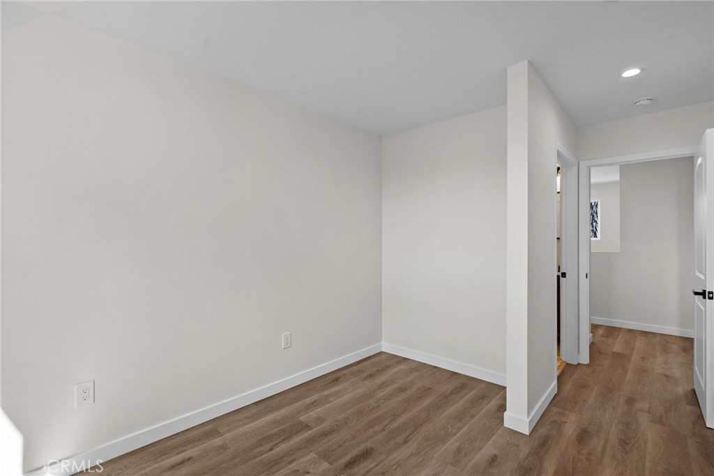 11107 Herrick Avenue Property Photo 10