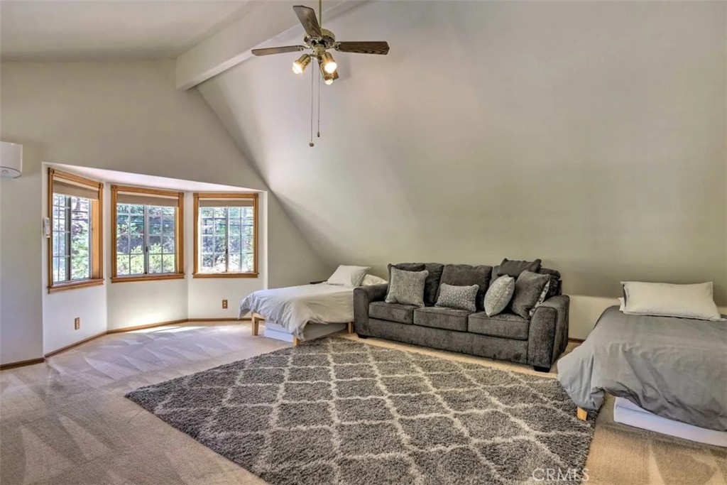 884 Grass Valley Road Property Photo 3