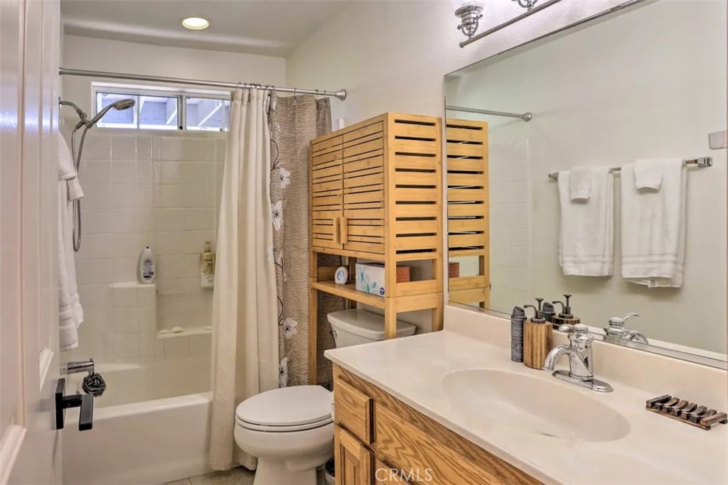 884 Grass Valley Road Property Photo 9