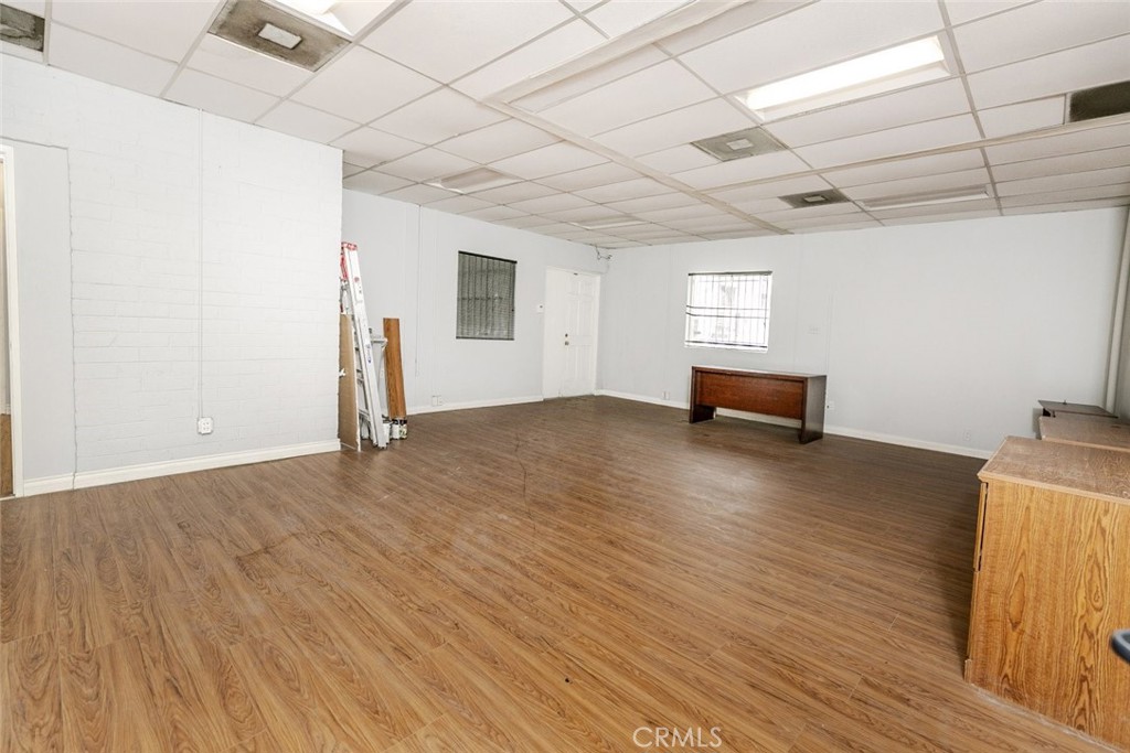 10933 Camarillo Street Property Photo 10