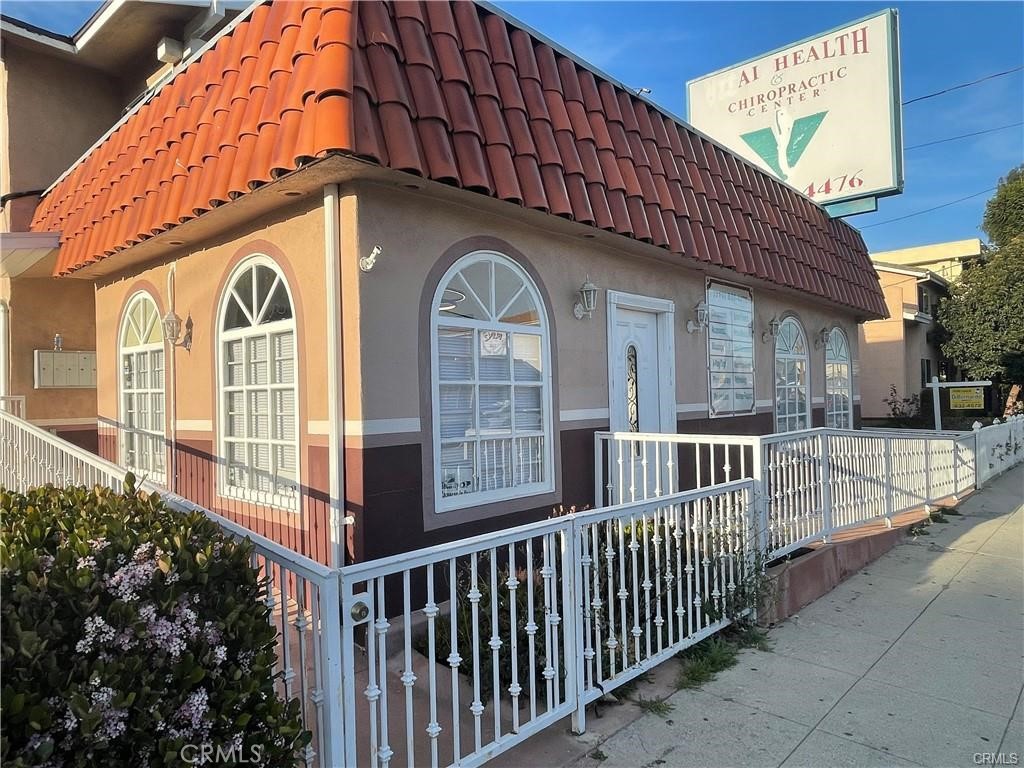 660 W 7th Street Property Photo 4