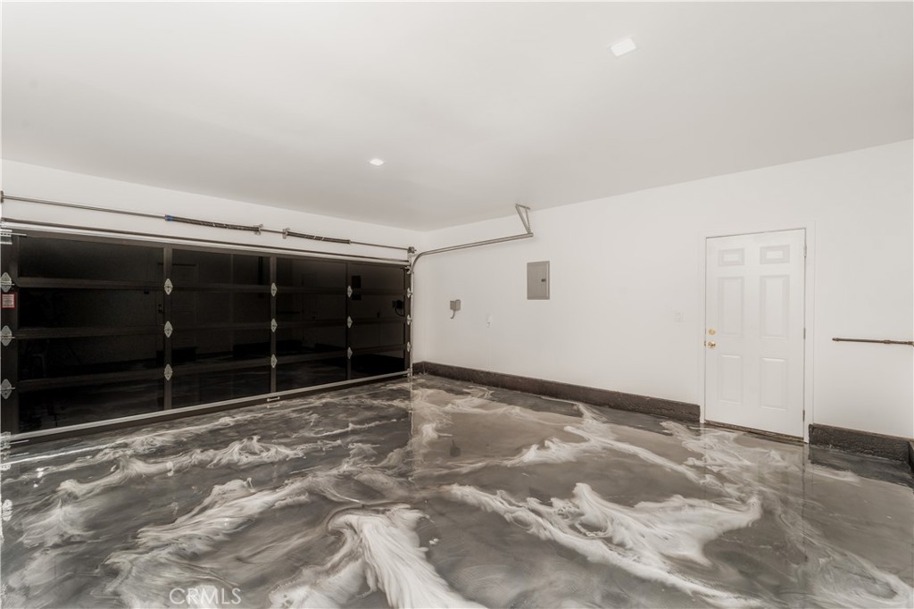 13451 Albers Street Property Photo 25