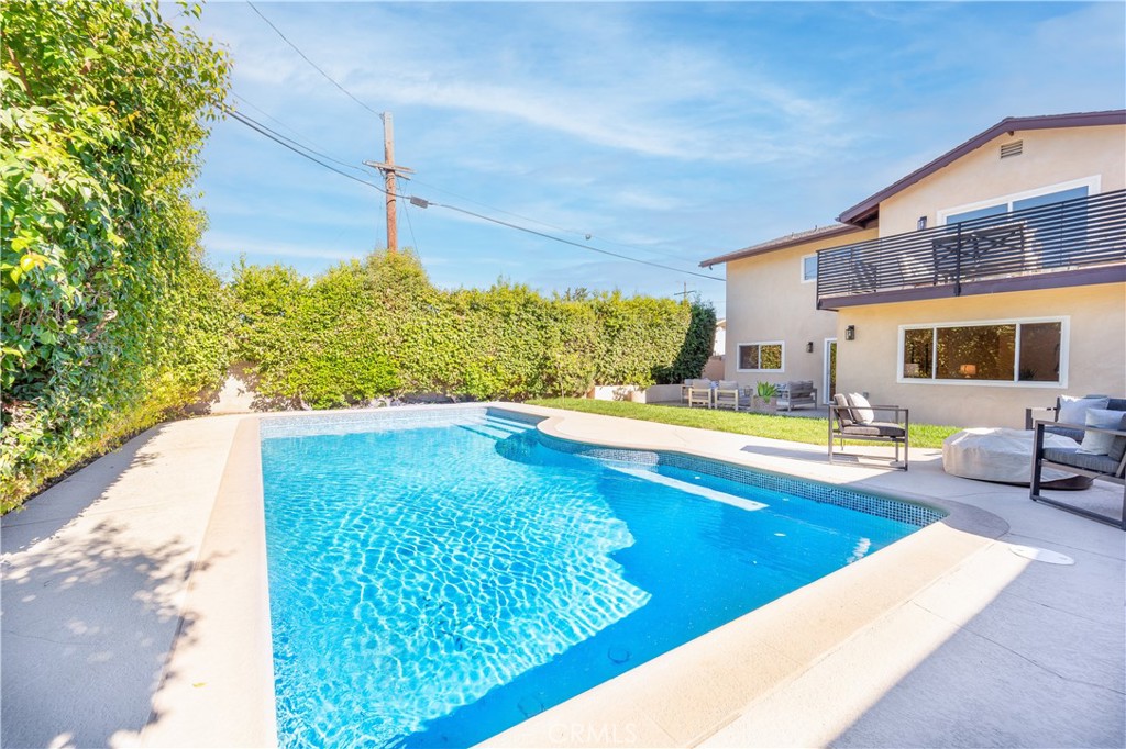 13451 Albers Street Property Photo 49