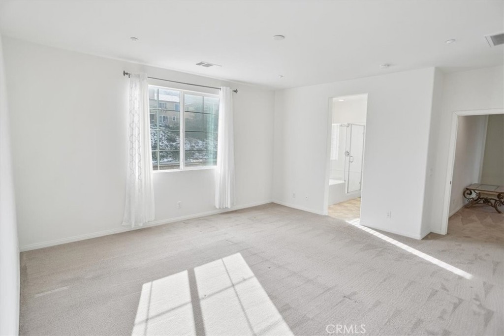 2842 Crocus Place Property Photo 14