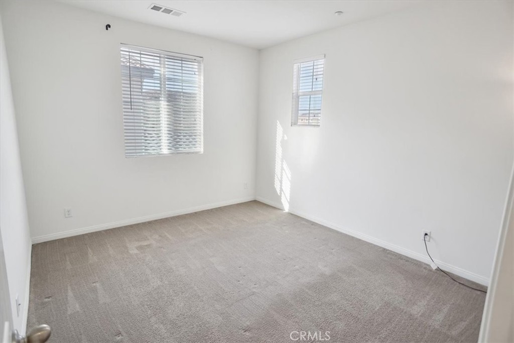 2842 Crocus Place Property Photo 15