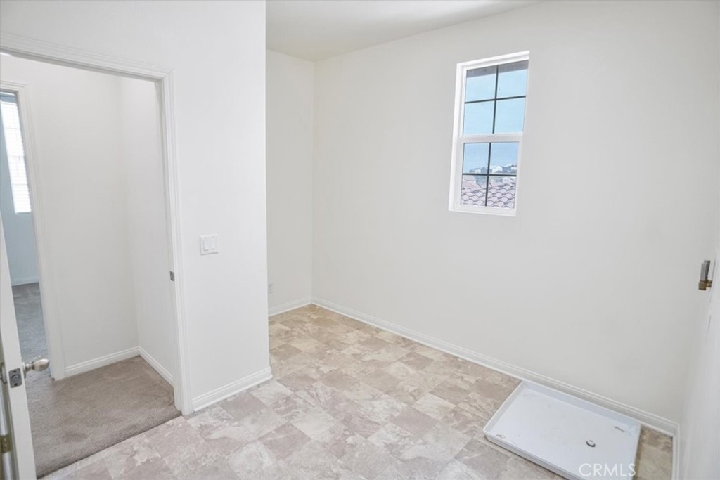 2842 Crocus Place Property Photo 18