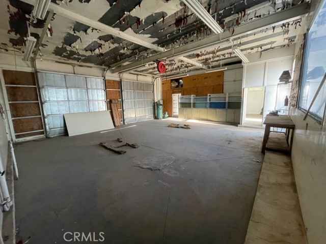 504 W Broadway Street Property Photo 9