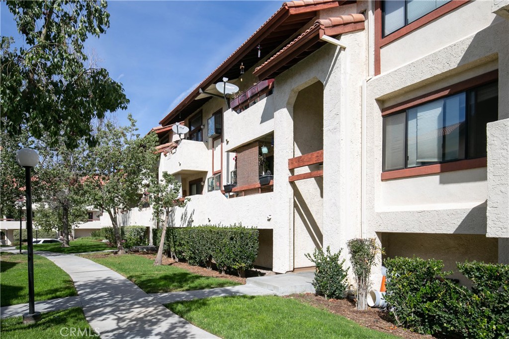 18193 Sundowner Way 816 Property Photo 1